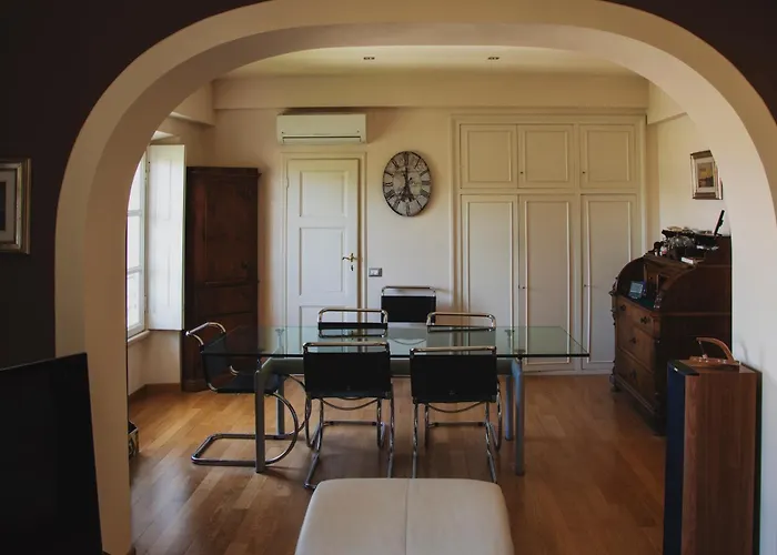 Elisehouse Elegant Апартаменты Флоренция