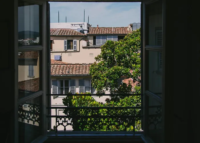 Elisehouse Elegant Апартаменты *